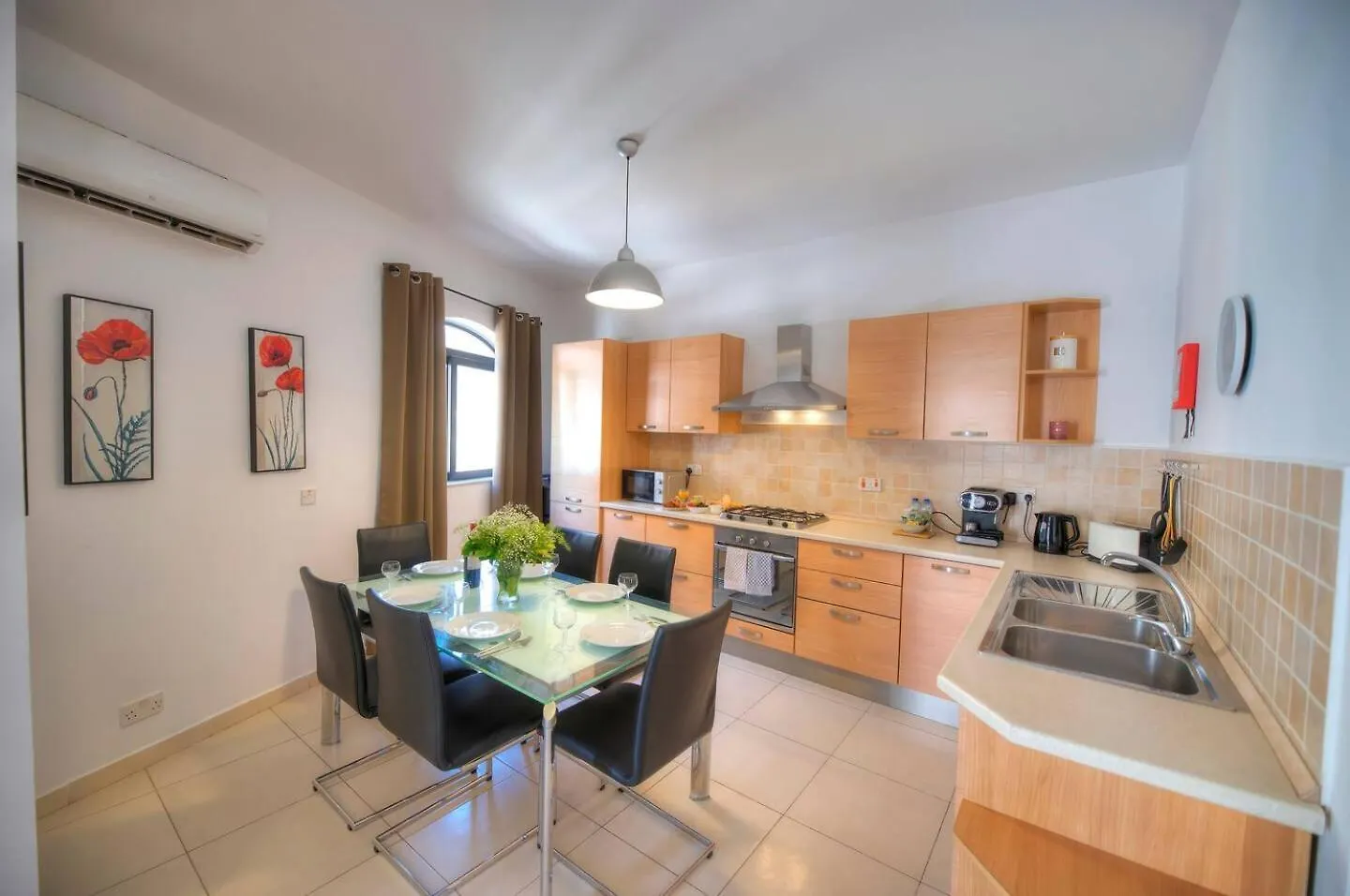 St Julians Lovely 3 Bedrooms By Homely Saint Julian's